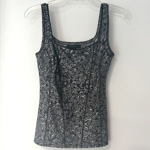 White House Black Market brocade sleeveless fitted top XS